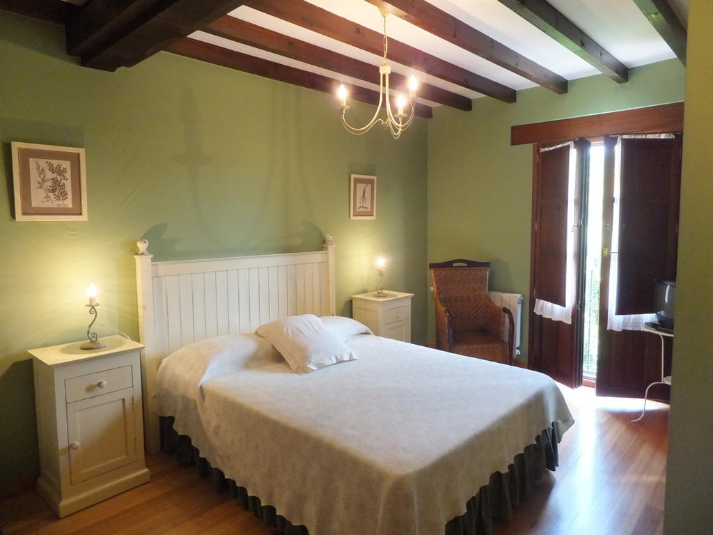 Posada La Pedriza Pontones  Pokoj fotografie